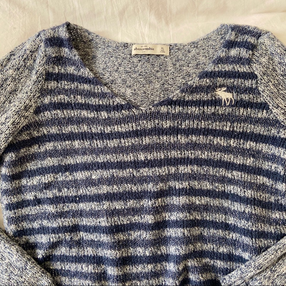 Striped Contrast Sweater - Picture 2 of 3